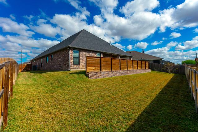 3005 Alpha Court, Bryan, TX 77808