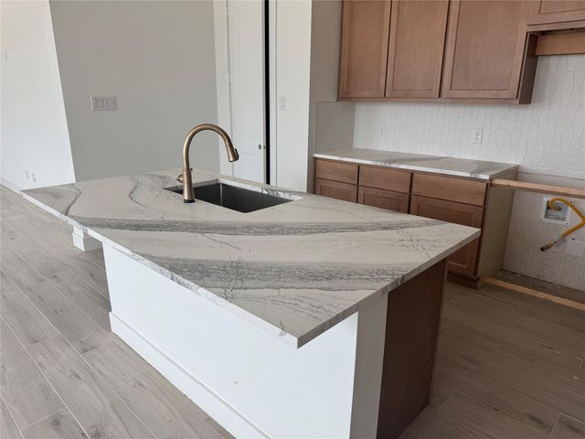 418 Rugged Rock Lane, New Caney, TX 77357