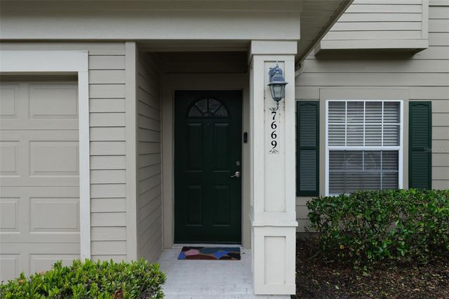 7669 PLANTATION CIRCLE 7669, Bradenton, FL 34201
