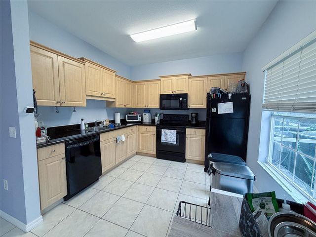 7669 PLANTATION CIRCLE 7669, Bradenton, FL 34201