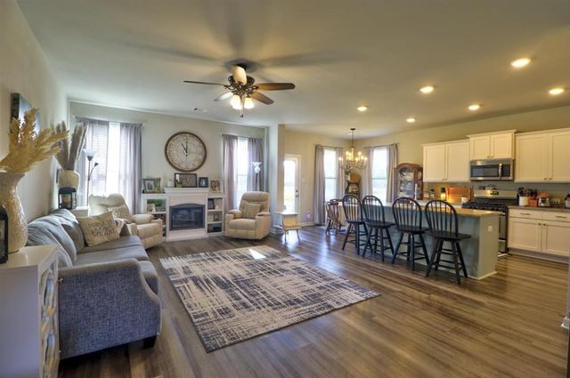 2414 Fenimore Loop, Westlake, LA 70669