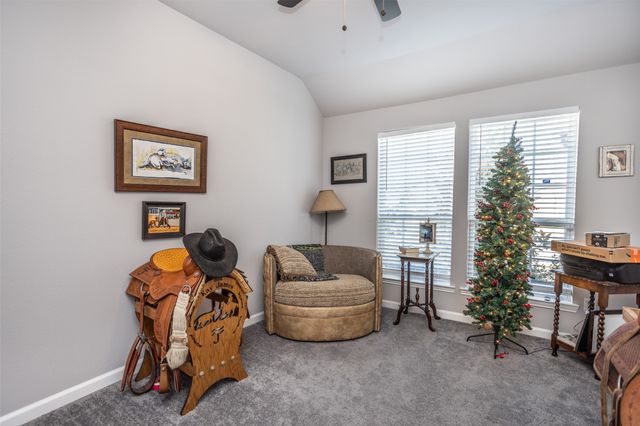 1135 Vintage Avenue, Gainesville, TX 76240