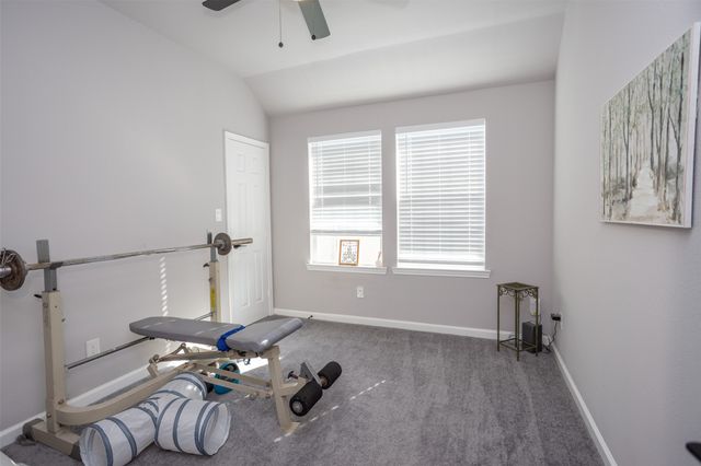 1135 Vintage Avenue, Gainesville, TX 76240