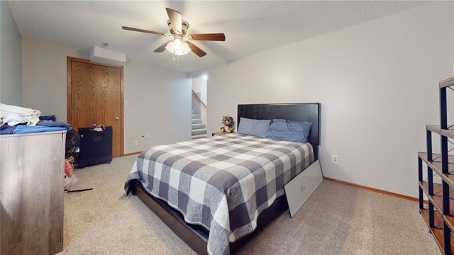 1225 E 14th Street, Norwalk, IA 50211