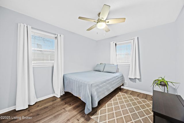 4811 Fister Ct, Louisville, KY 40258