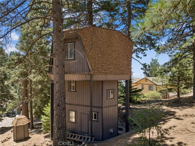 31438 Easy Street, Running Springs, CA 92382