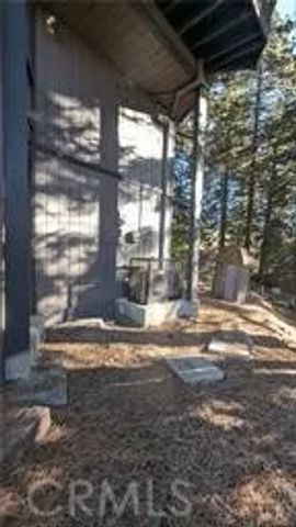 31438 Easy Street, Running Springs, CA 92382