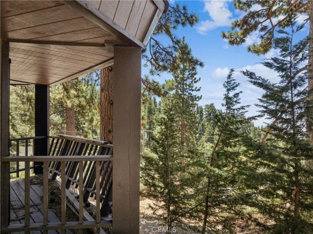 31438 Easy Street, Running Springs, CA 92382
