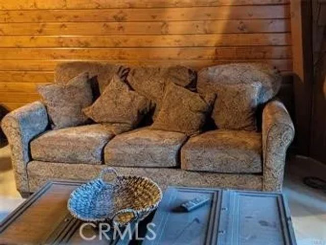 31438 Easy Street, Running Springs, CA 92382