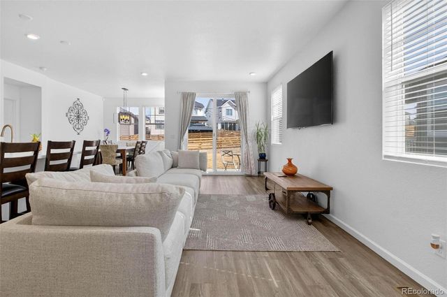 3492 N Buchanan Way, Aurora, CO 80019