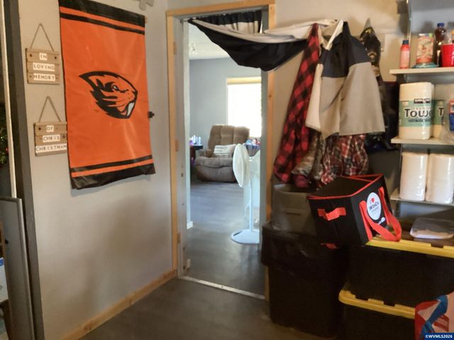 260 Charlotte St NE, Albany, OR 97322
