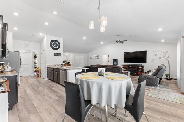 1862 SW Monterrey Lane, Port St. Lucie, FL 34953