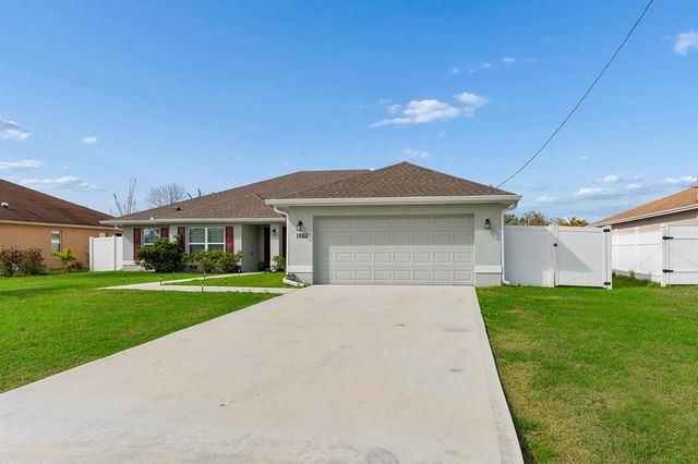 1862 SW Monterrey Lane, Port St. Lucie, FL 34953