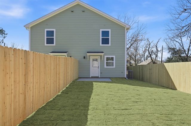 1509 N 11th Street A & B, Waco, TX 76707