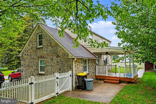 683 RIDGE RD, Spring City, PA 19475