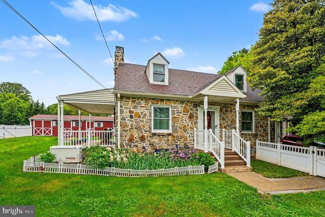 683 RIDGE RD, Spring City, PA 19475