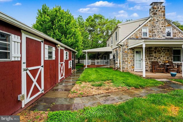 683 RIDGE RD, Spring City, PA 19475