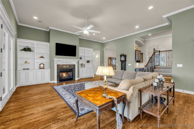 6101 W Birmingham Circle, Broken Arrow, OK 74011