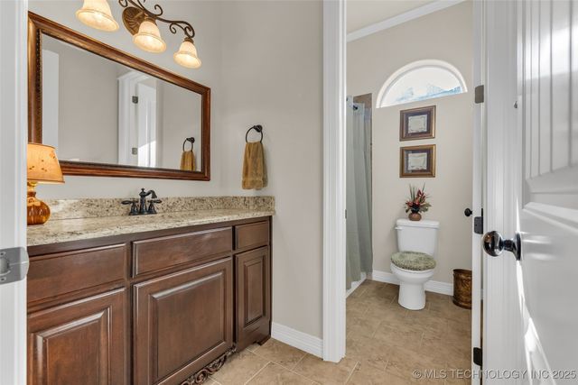 6101 W Birmingham Circle, Broken Arrow, OK 74011