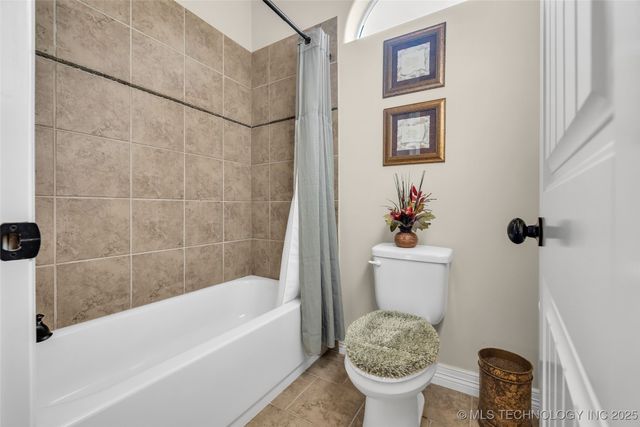 6101 W Birmingham Circle, Broken Arrow, OK 74011