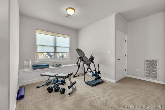 6101 W Birmingham Circle, Broken Arrow, OK 74011