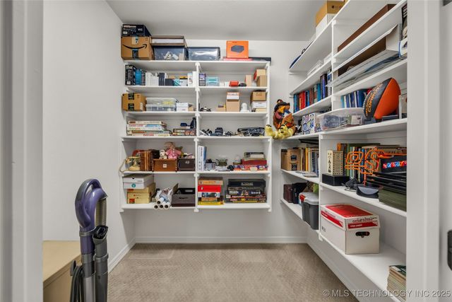 6101 W Birmingham Circle, Broken Arrow, OK 74011