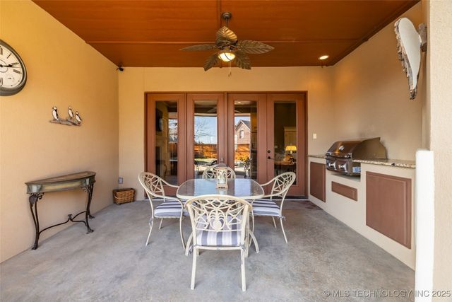 6101 W Birmingham Circle, Broken Arrow, OK 74011