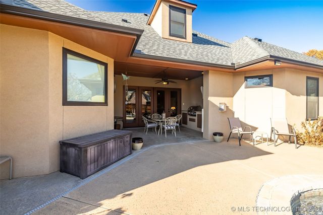 6101 W Birmingham Circle, Broken Arrow, OK 74011