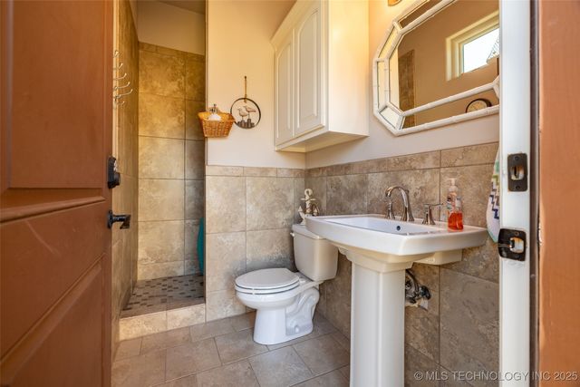 6101 W Birmingham Circle, Broken Arrow, OK 74011