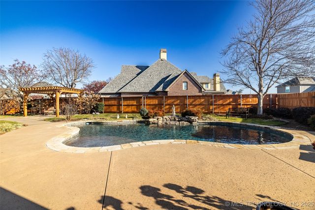 6101 W Birmingham Circle, Broken Arrow, OK 74011