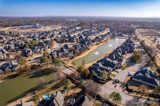 6101 W Birmingham Circle, Broken Arrow, OK 74011