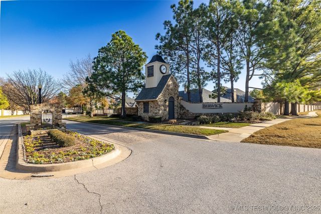 6101 W Birmingham Circle, Broken Arrow, OK 74011