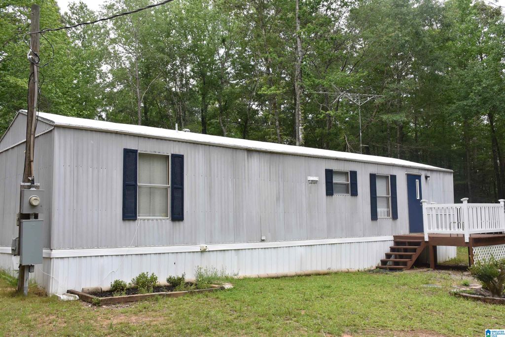 115 DEER RUN DRIVE, Sylacauga, AL 35150