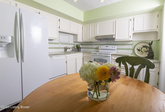 740 Zorn Ave 3F, Louisville, KY 40206