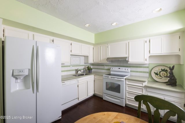 740 Zorn Ave 3F, Louisville, KY 40206