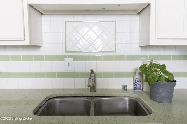 740 Zorn Ave 3F, Louisville, KY 40206