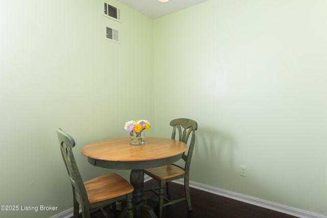 740 Zorn Ave 3F, Louisville, KY 40206