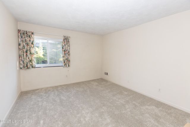 740 Zorn Ave 3F, Louisville, KY 40206