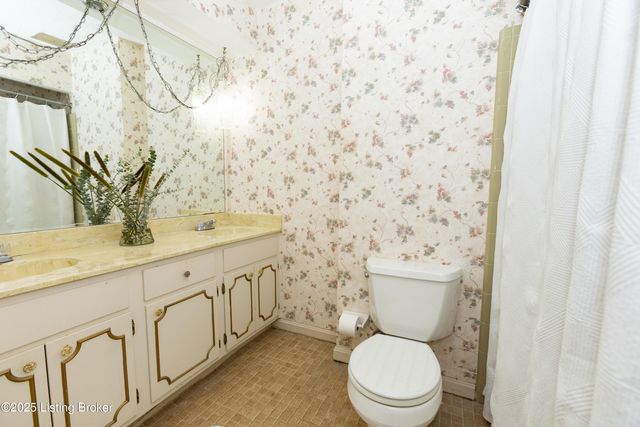 740 Zorn Ave 3F, Louisville, KY 40206