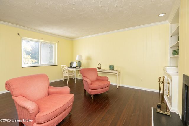 740 Zorn Ave 3F, Louisville, KY 40206