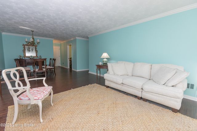 740 Zorn Ave 3F, Louisville, KY 40206