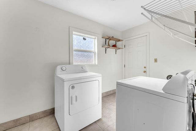 319 S Airwood Avenue, Springfield, MO 65802