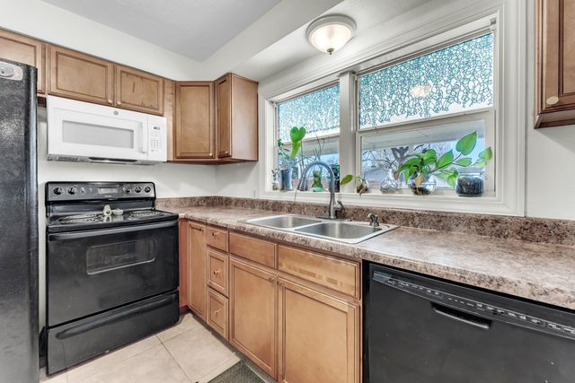 319 S Airwood Avenue, Springfield, MO 65802