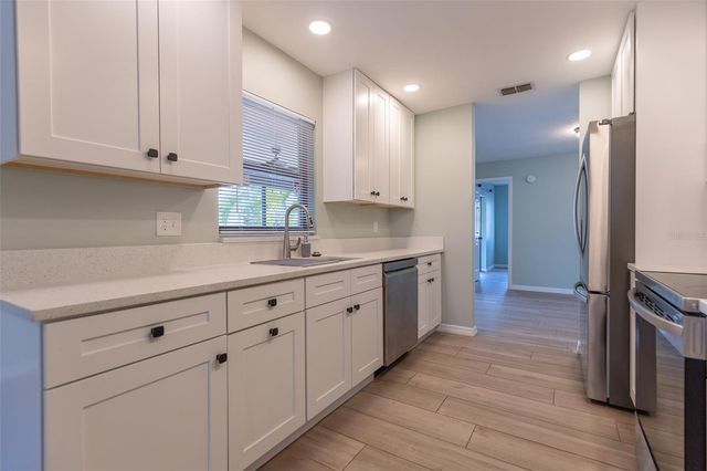4005 17TH AVENUE W, Bradenton, FL 34205