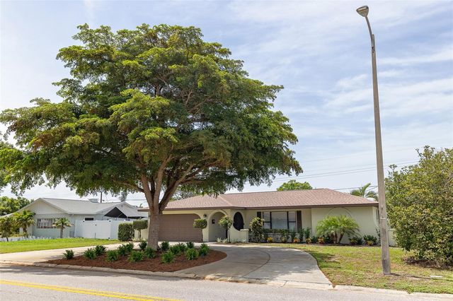 4005 17TH AVENUE W, Bradenton, FL 34205
