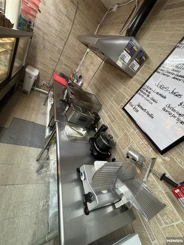 234 61st, West New York, NJ 07093