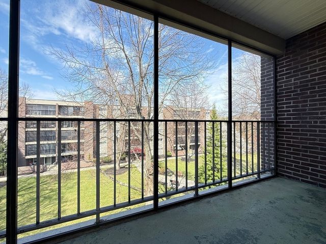 66 Main St 48A, Stoneham, MA 02180