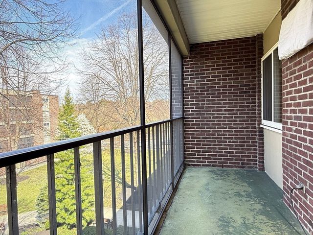 66 Main St 48A, Stoneham, MA 02180