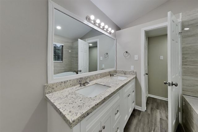 3323 Colonel Court Drive, Richmond, TX 77406