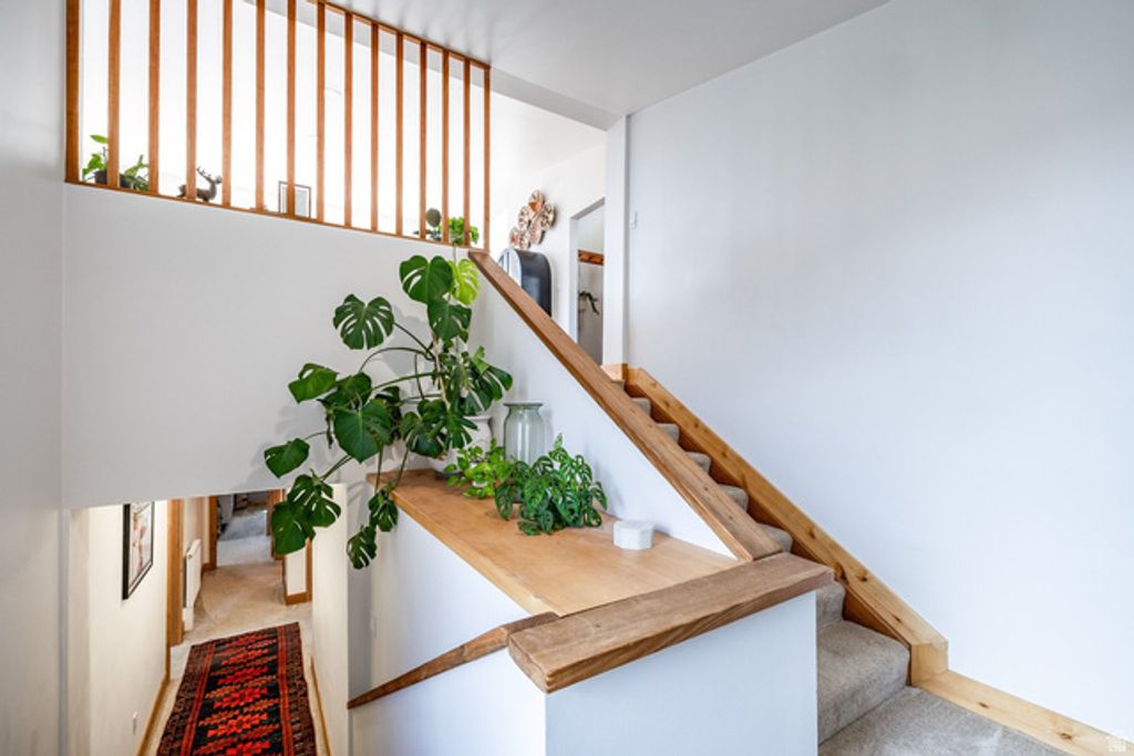 Image 21 of property listing at 6298 E LEFTHAND FORK LN, Emigration Canyon, UT 84108